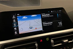 Musta BMW 320 2021 kuva 25.