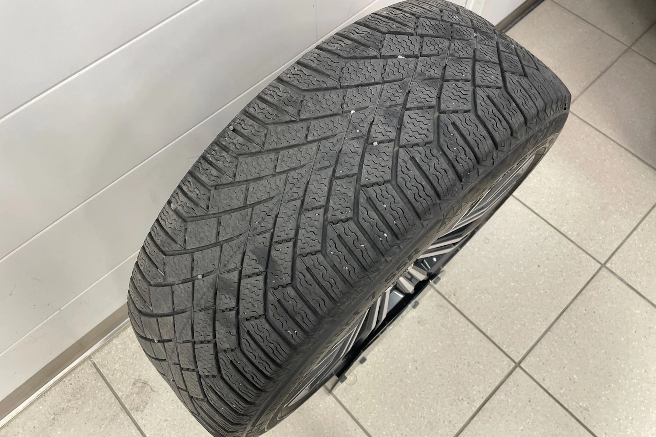 Musta BMW 320 2021 kuva 32.