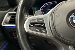 sininen BMW 320 2021 kuva 9.