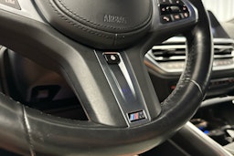 sininen BMW 320 2021 kuva 11.