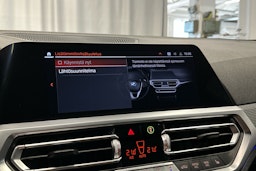 sininen BMW 320 2021 kuva 17.