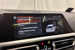 valkoinen BMW 320 2021 kuva 23.