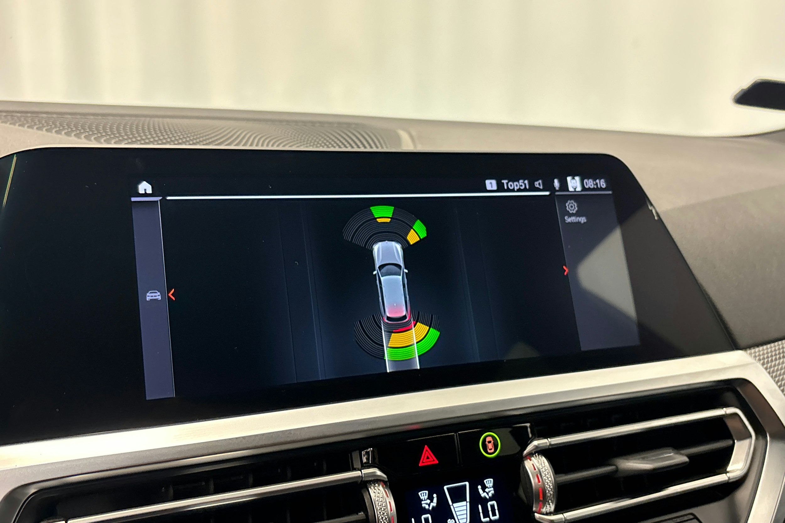 valkoinen BMW 320 2022 kuva 23.