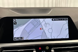 valkoinen BMW 320 2021 kuva 19.