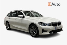 valkoinen BMW 320 2021 kuva 1.