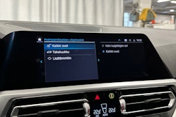 valkoinen BMW 320 2021 kuva 23.