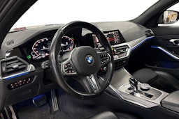 harmaa BMW 320 2022 kuva 6.