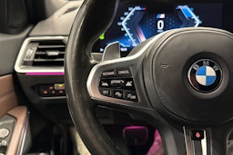 Musta BMW 320 2022 kuva 21.