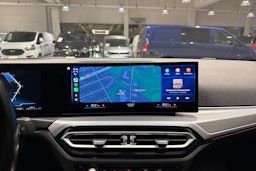 Musta BMW 320 2022 kuva 26.