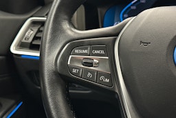 musta BMW 320 2022 kuva 19.