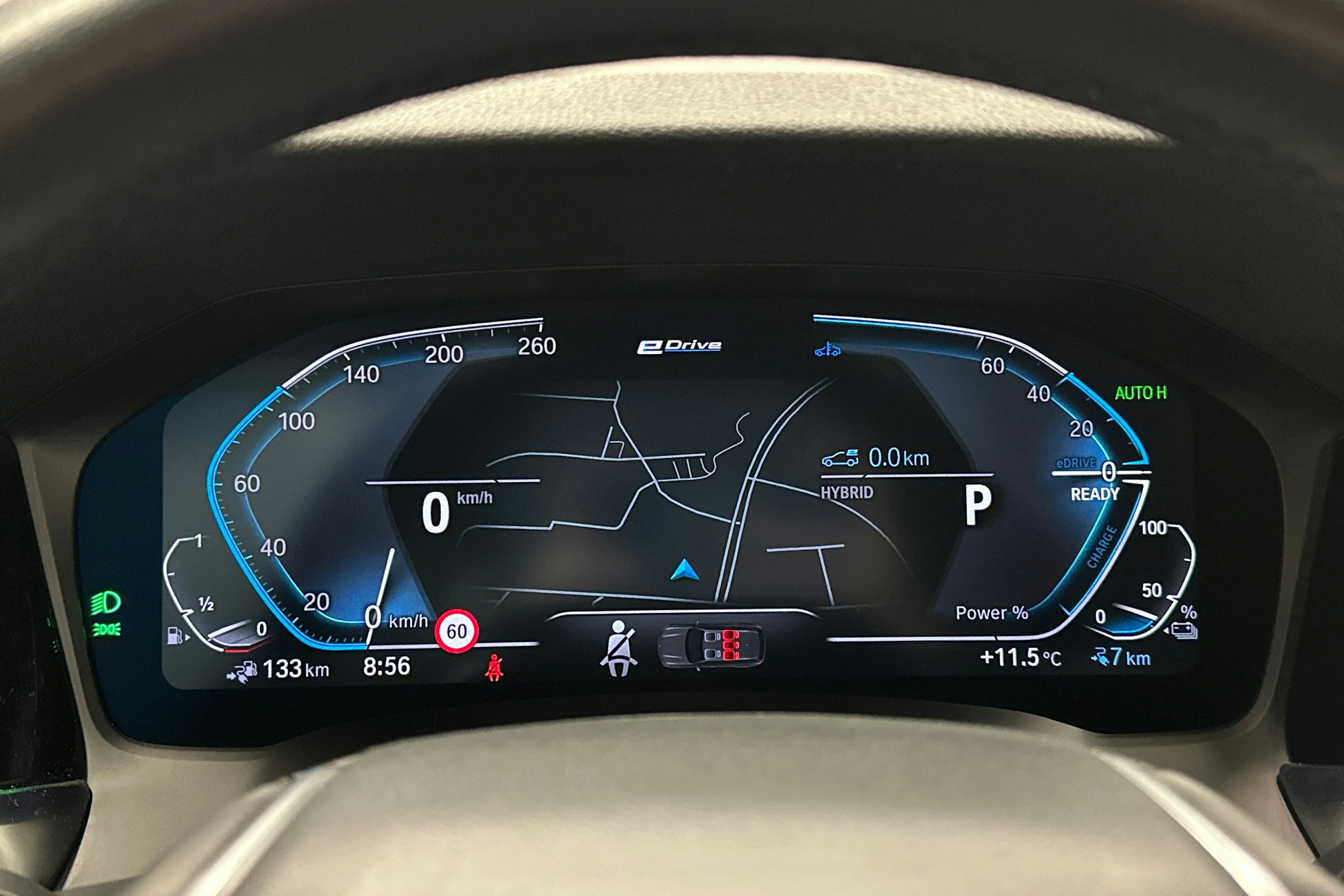 musta BMW 320 2022 kuva 22.