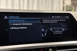 musta BMW 320 2022 kuva 29.