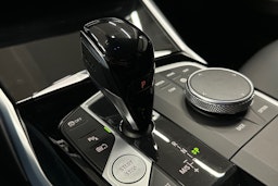 musta BMW 320 2022 kuva 32.