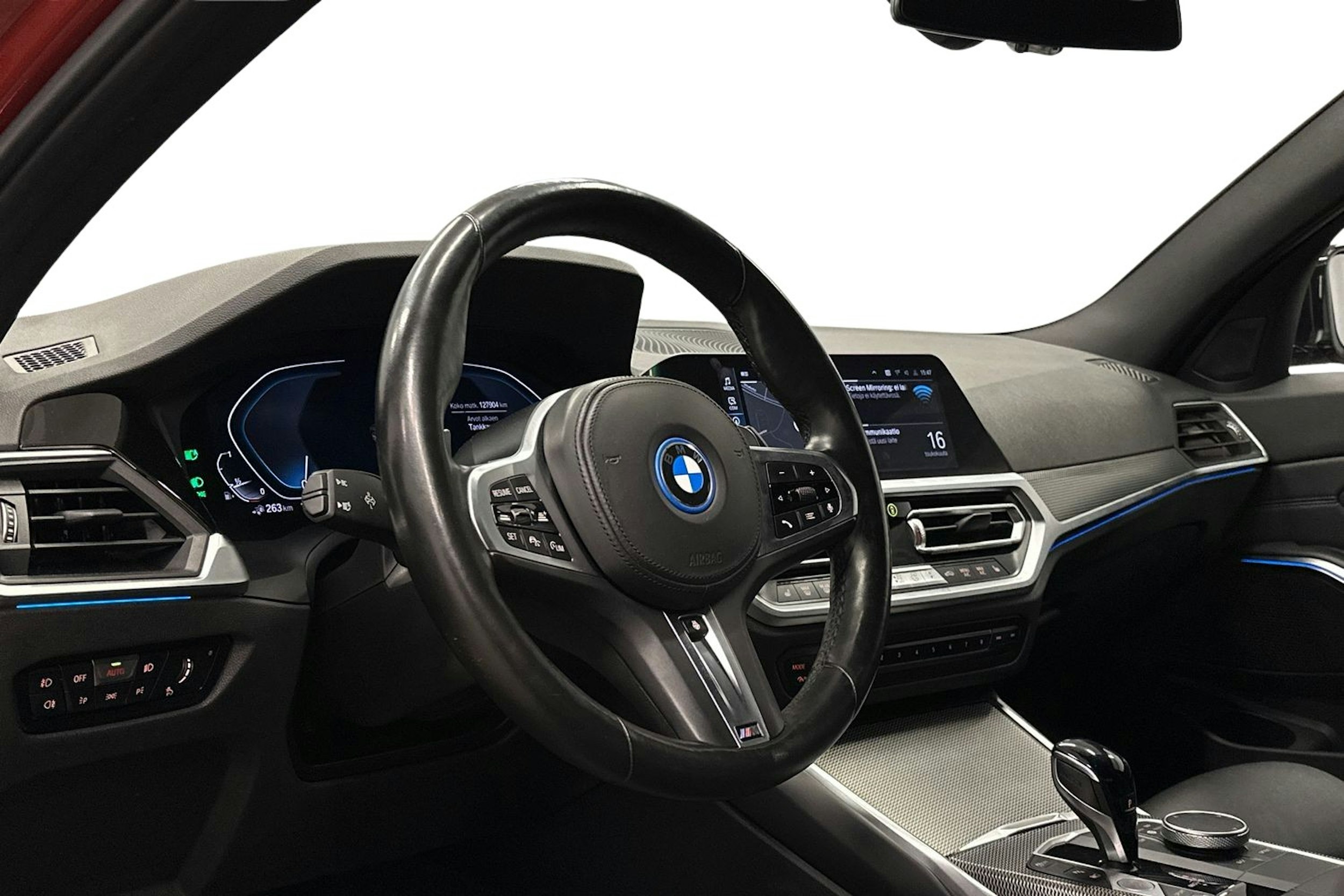 oranssi BMW 320 2022 kuva 7.