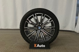 oranssi BMW 320 2022 kuva 13.