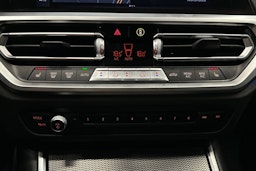 oranssi BMW 320 2022 kuva 24.