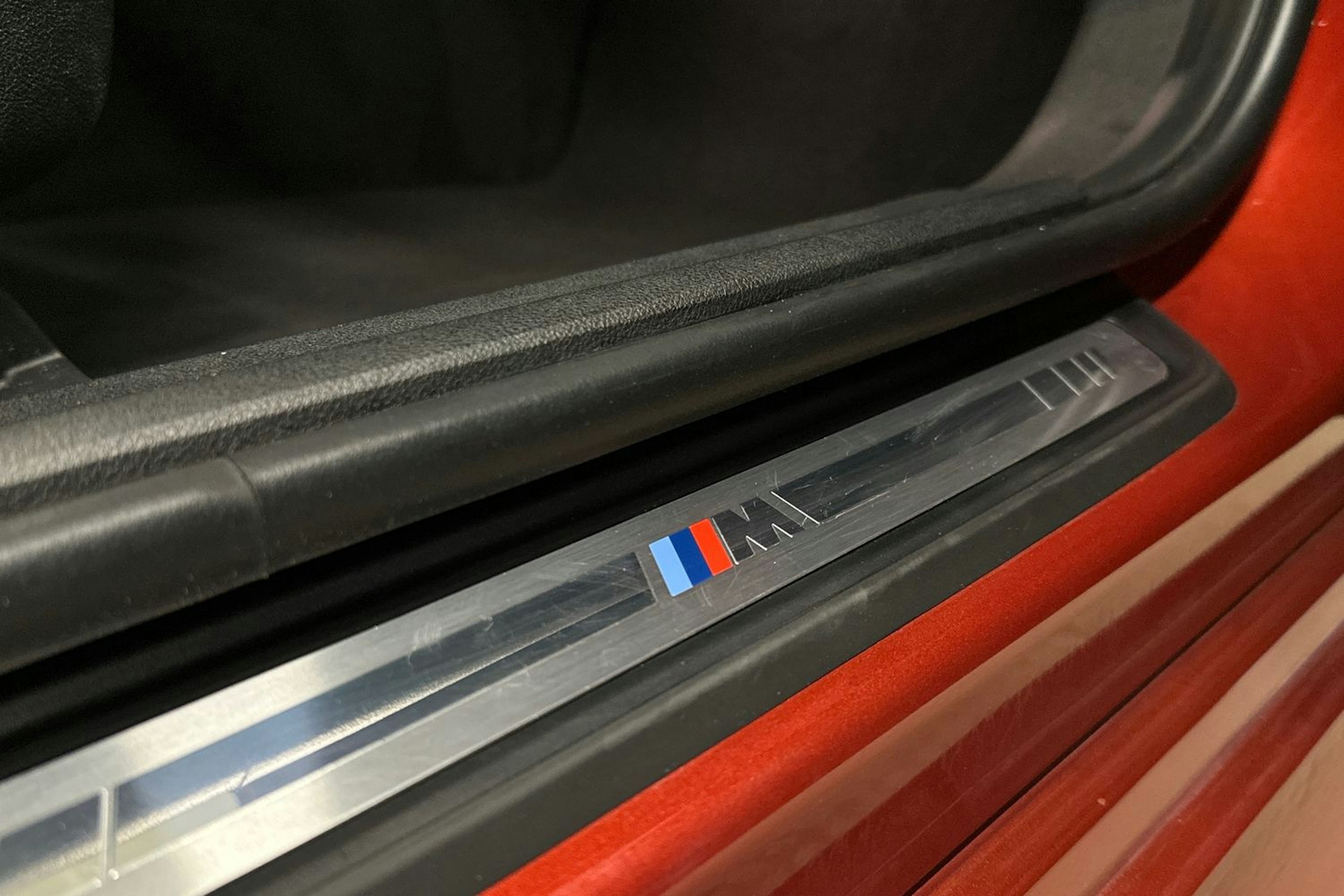 oranssi BMW 320 2022 kuva 40.
