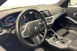 valkoinen BMW 320 2022 kuva 7.