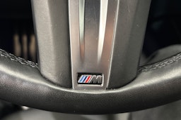 valkoinen BMW 320 2022 kuva 19.