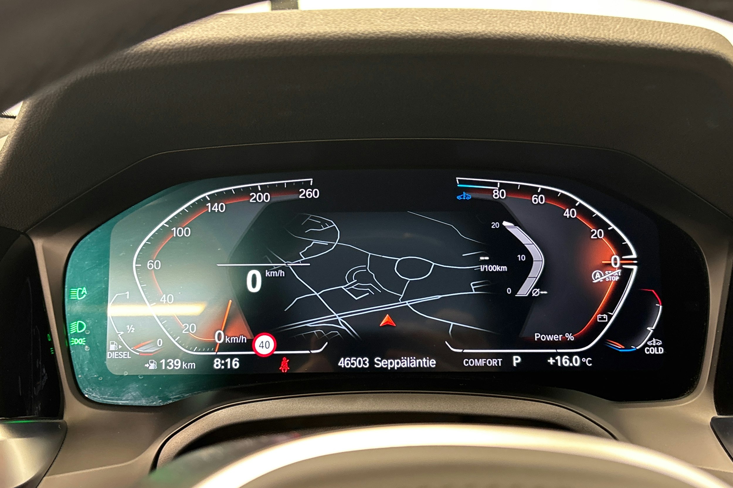 valkoinen BMW 320 2022 kuva 20.