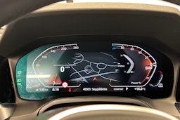 valkoinen BMW 320 2022 kuva 20.