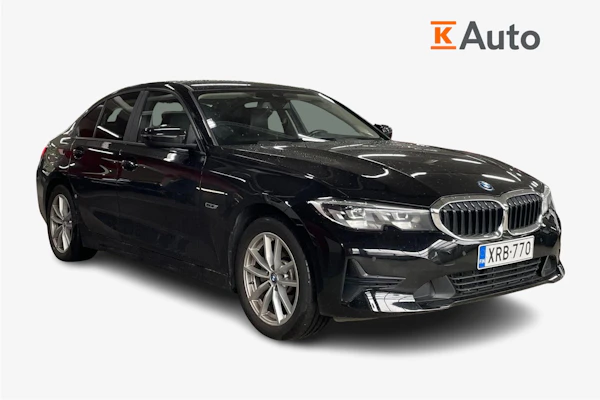 BMW 320 G20 Sedan 320e A Charged Edition