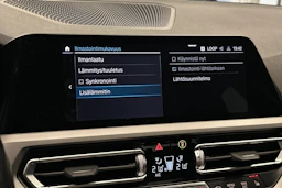 valkoinen BMW 320 2022 kuva 25.