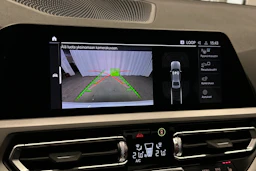 valkoinen BMW 320 2022 kuva 27.