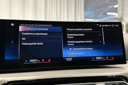 sininen BMW 320 2023 kuva 25.