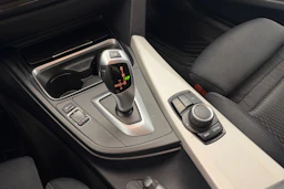 musta BMW 320 Gran Turismo 2013 kuva 16.