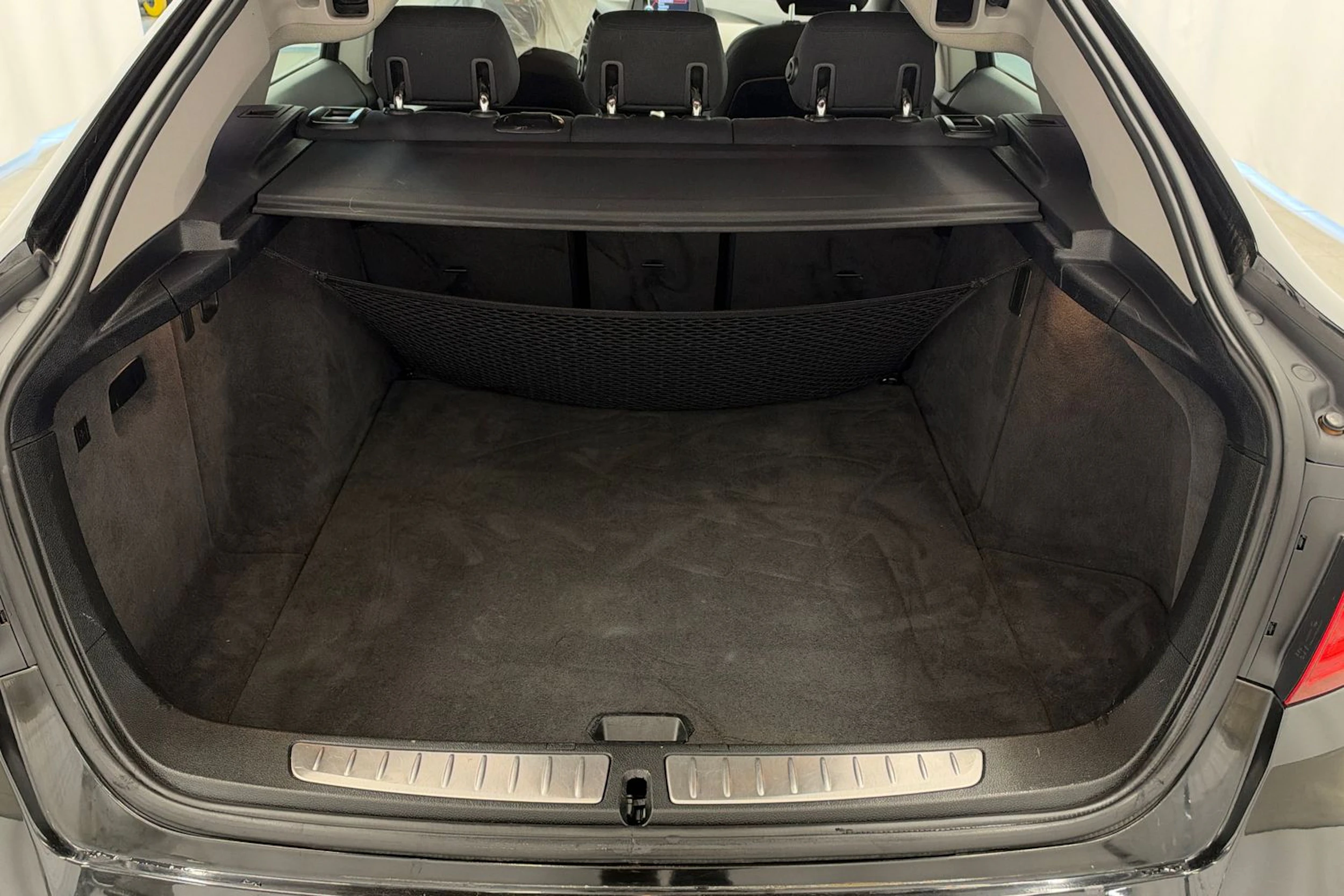 musta BMW 320 Gran Turismo 2013 kuva 17.