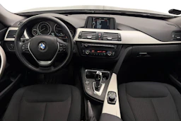 sininen BMW 320 Gran Turismo 2014 kuva 7.
