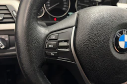 sininen BMW 320 Gran Turismo 2014 kuva 16.