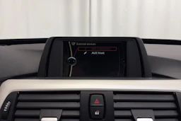 sininen BMW 320 Gran Turismo 2014 kuva 18.