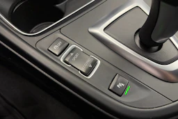 sininen BMW 320 Gran Turismo 2014 kuva 24.