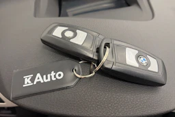 sininen BMW 320 Gran Turismo 2014 kuva 26.