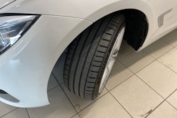 valkoinen BMW 320 Gran Turismo 2014 kuva 13.