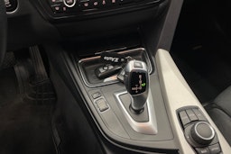valkoinen BMW 320 Gran Turismo 2014 kuva 17.