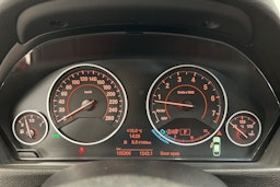 harmaa BMW 320 Gran Turismo 2014 kuva 18.