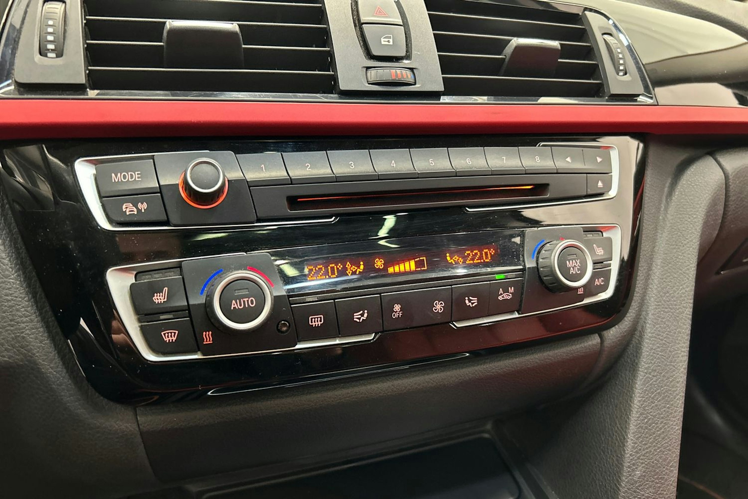 harmaa BMW 320 Gran Turismo 2014 kuva 23.