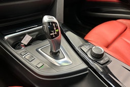 harmaa BMW 320 Gran Turismo 2014 kuva 24.