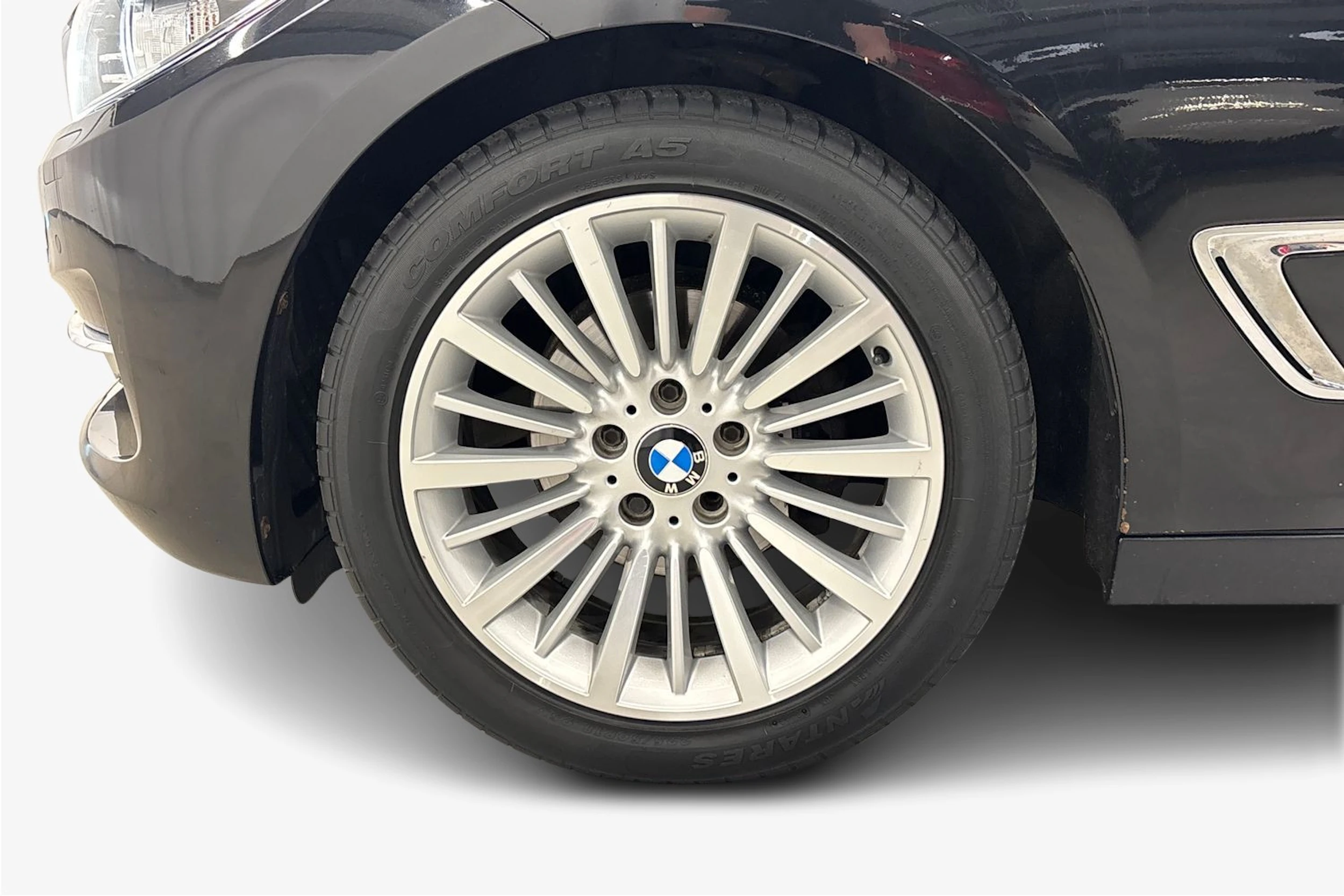 musta BMW 320 Gran Turismo 2014 kuva 9.