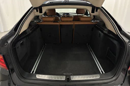 musta BMW 320 Gran Turismo 2014 kuva 17.