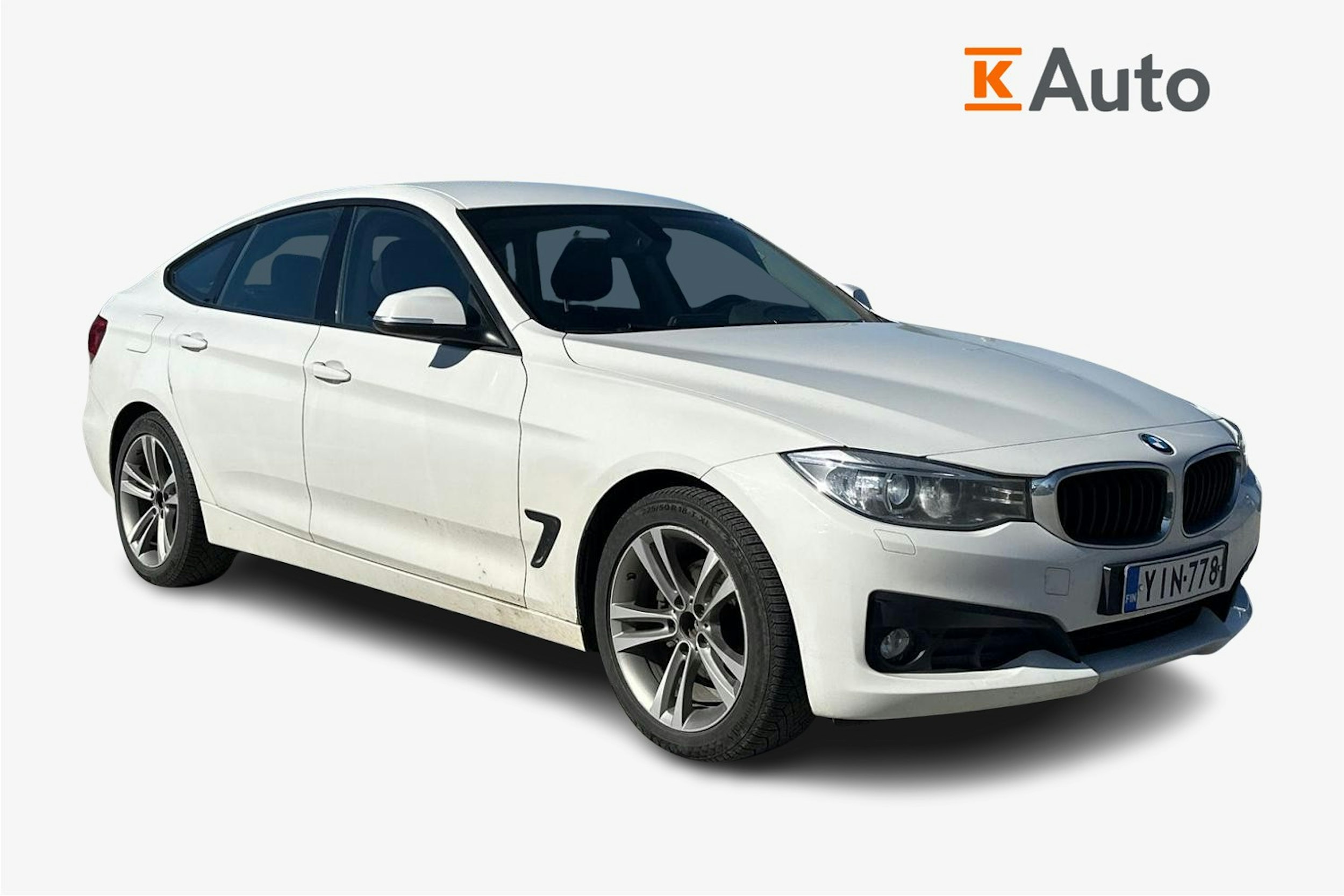 Valkoinen BMW 320 Gran Turismo 2014 kuva 1.