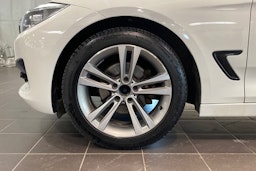 Valkoinen BMW 320 Gran Turismo 2014 kuva 10.