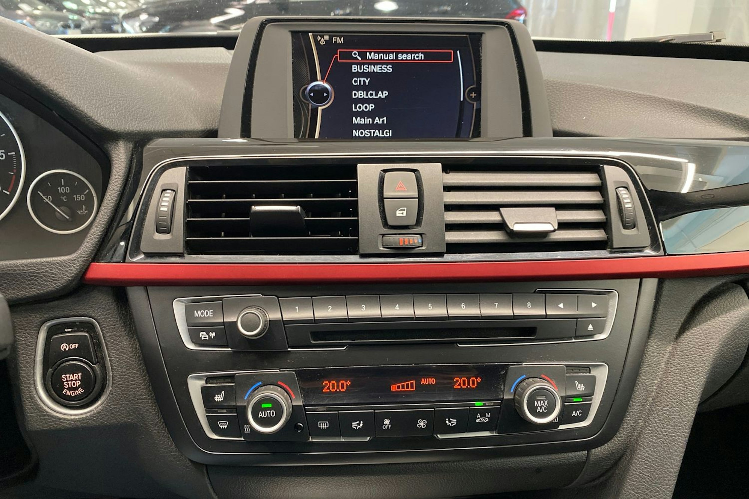 Valkoinen BMW 320 Gran Turismo 2014 kuva 13.