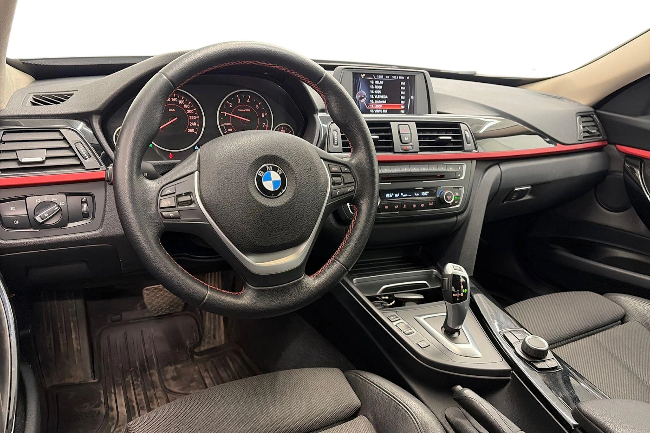 Ruskea (beige) BMW 320 Gran Turismo 2016 kuva 8.