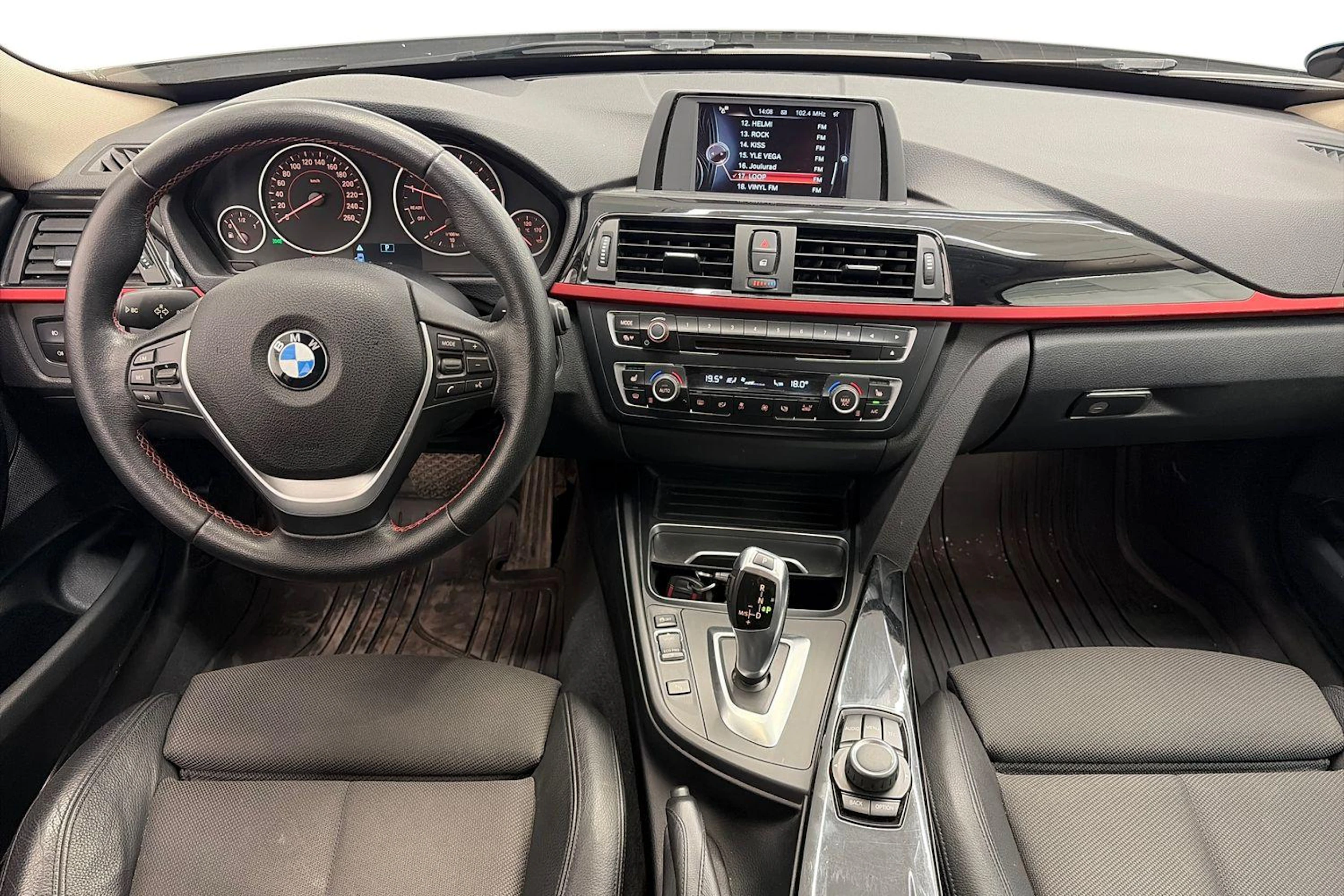 Ruskea (beige) BMW 320 Gran Turismo 2016 kuva 9.