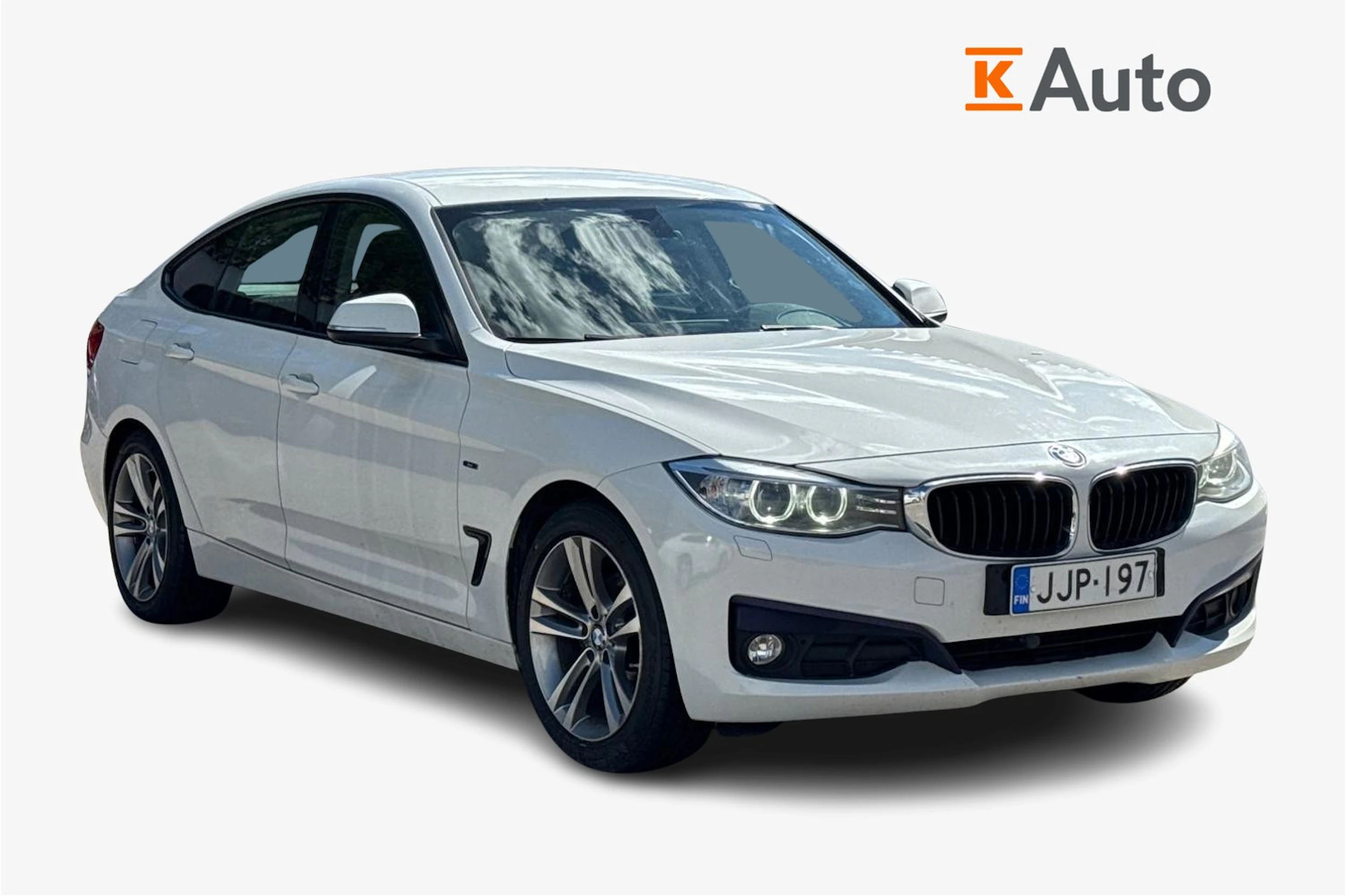 valkoinen BMW 320 Gran Turismo 2016 kuva 1.