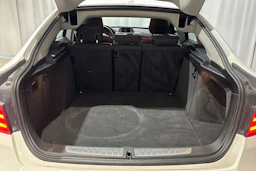 valkoinen BMW 320 Gran Turismo 2016 kuva 13.